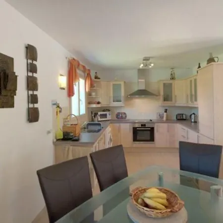 Lovely 3-bed In Les Cammazes. Villa *