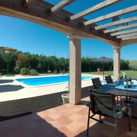 Lovely 3-bed In Les Cammazes. *